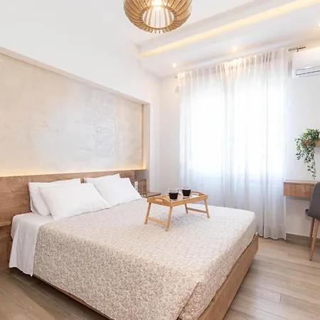 Apartment Tsimiski's Pearl